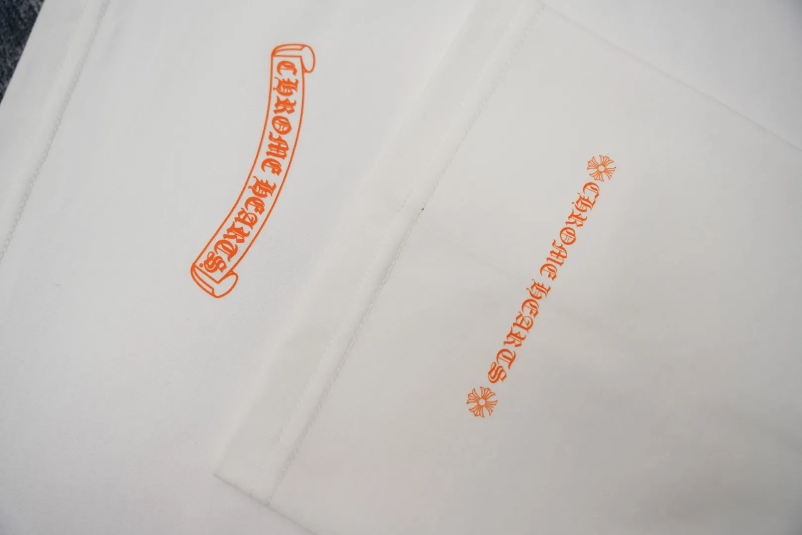 KT 03 63 Chrome Hearts T ， ， Black White S-XL